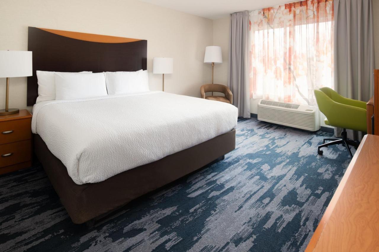 Hotel Fairfield & By Marriott Airport Portland